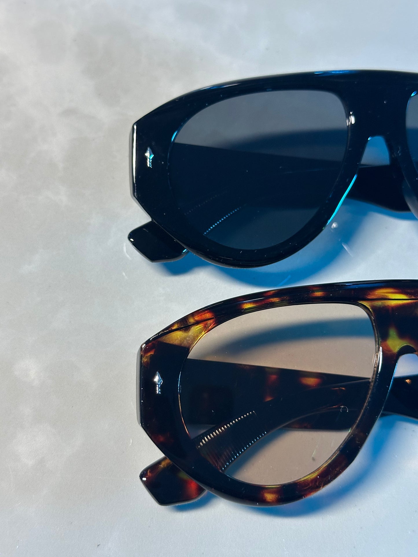 LAUREN - SHADES