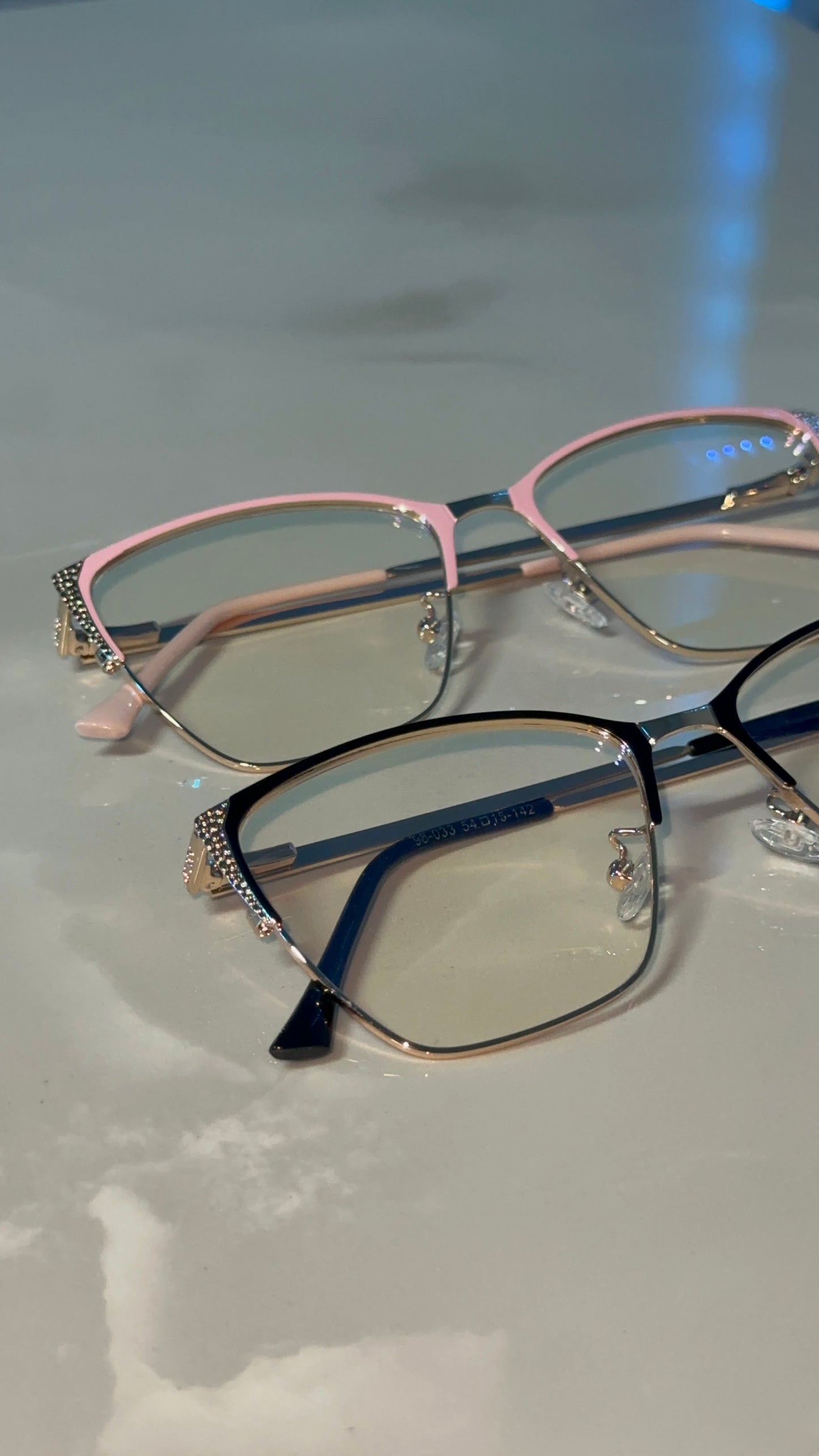 ELLA - BLUELIGHT FRAMES